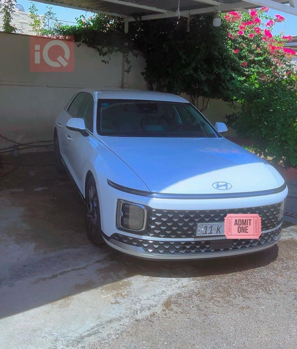 هيونداي أزيرا